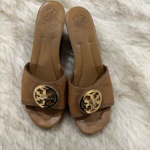 Tory Burch Brown Wedge 9.5